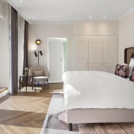 Hotel Bristol 5*