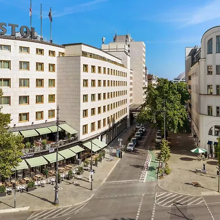 Hotel Bristol