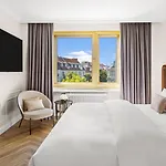 Bristol Hotel