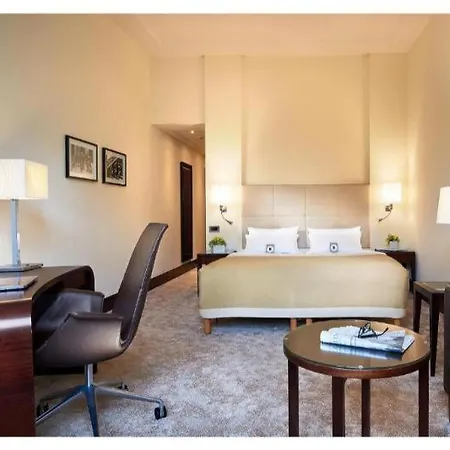 Hotel Bristol