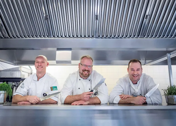 Отель Bristol 5*